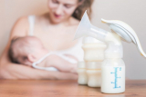 Bật Mí Cho Mẹ 5 Kinh Nghiệm Kích Sữa Bằng Máy Hút Sữa